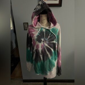 Ivory Ella sweatshirt Medium